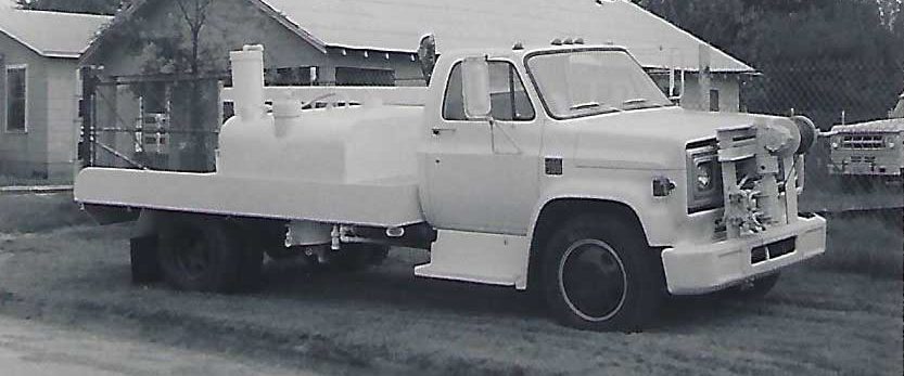 Mathews Early Cab Operated Hydrotest Truck '73